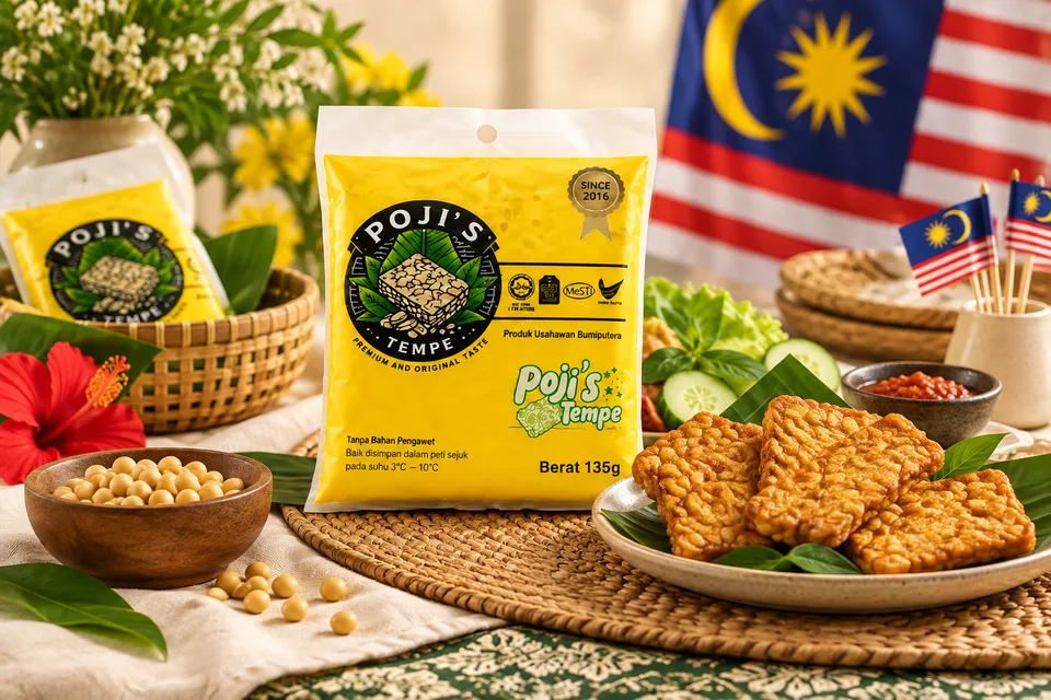 Pek Poji’s Tempe dan hidangan tempe bersama hiasan bendera Malaysia